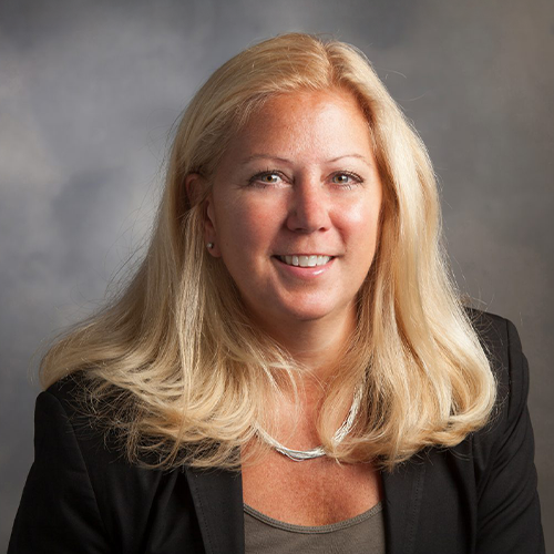 Nina Holiday Headshot